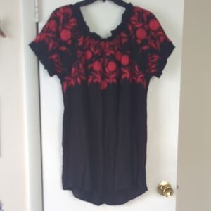 The Pyramid Collection Black and Red Floral Blouse